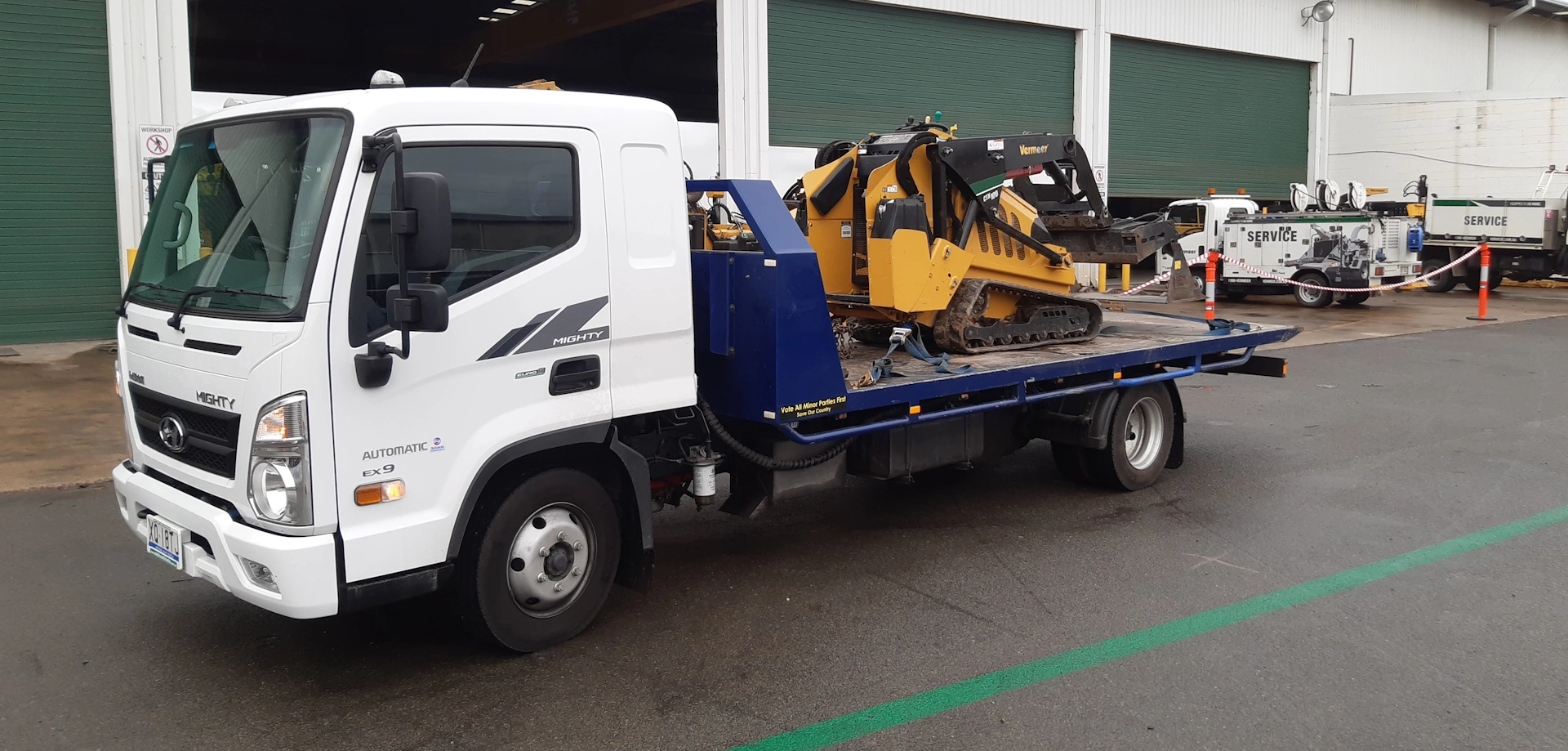 A Vermeer CTX 100 Commercial unit being towed in Birkdale